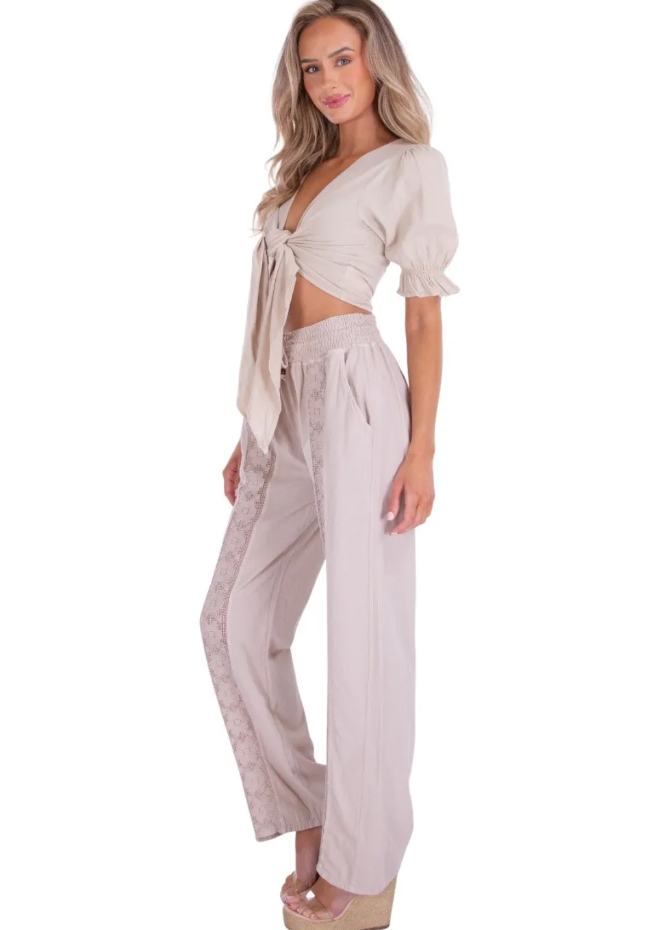 lucy_tie_front_crop_top_1.webp Lucy' Tie Front Crop Top